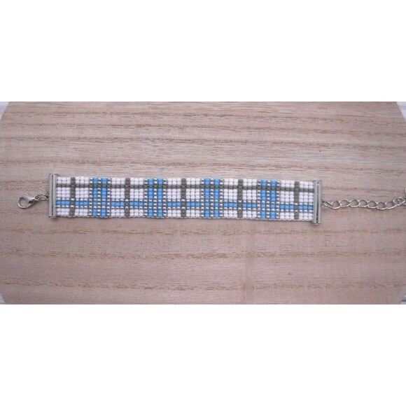 Loom Beaded Bracelet Plaid - Picture 2 of 4
